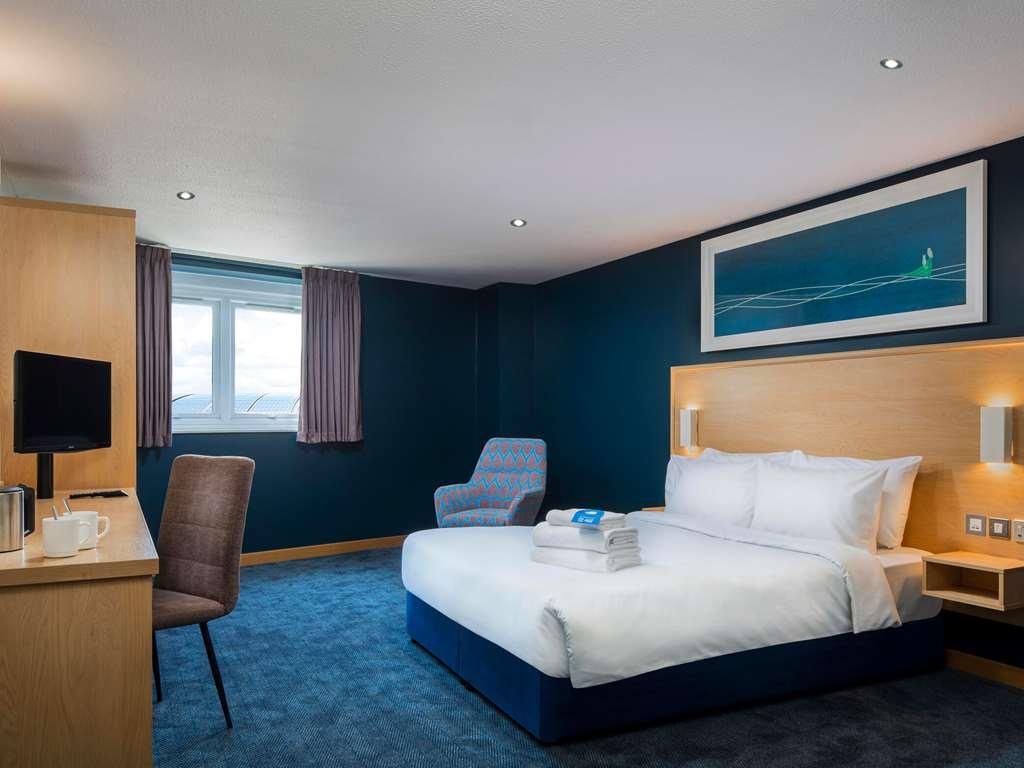 Travelodge Reading Whitley Quarto foto